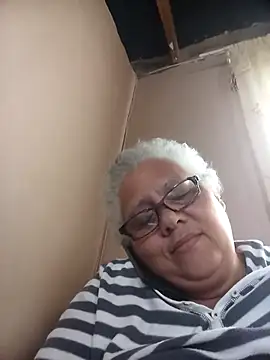 juicyboode online show from 10/28/25, 09:46