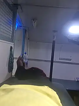 RNlov online show from 10/19/25, 03:34