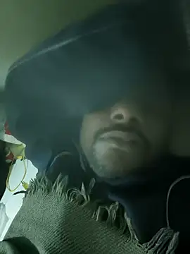 RNlov online show from 11/17/25, 08:25