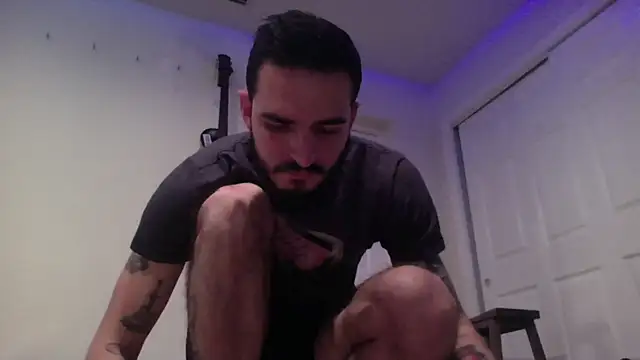 Snapshot of vdoesrope chatting on 10/23/25, 03:39 vdoesrope online show from 10/23/25, 03:39