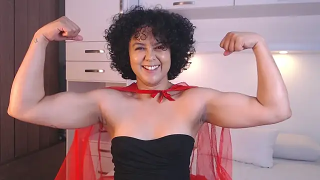 Snapshot of MartiRuis10 chatting on 10/30/25, 10:54 MartiRuis10 online show from 10/30/25, 10:54