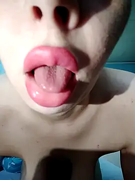 Loveyoudearxq online show from 11/12/25, 11:10