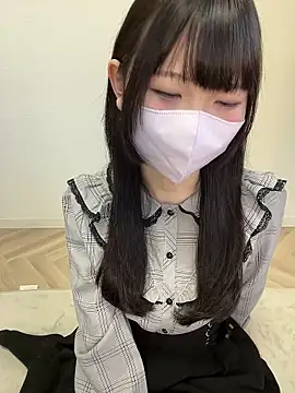 Snapshot of Reina_cute_00_ chatting on 12/20/25, 03:46 Reina cute 00 online show from 12/20/25, 03:46