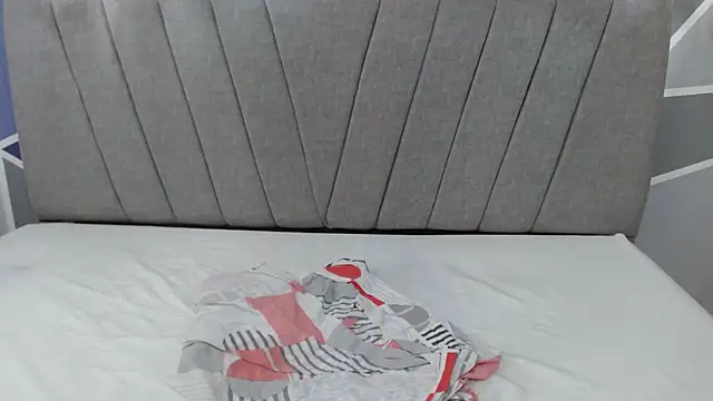 Snapshot of luna_merie chatting on 01/31/26, 07:11 luna merie online show from 01/31/26, 07:11