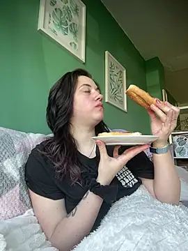 YourFrenchFeliciexo online show from 04/13/26, 10:21