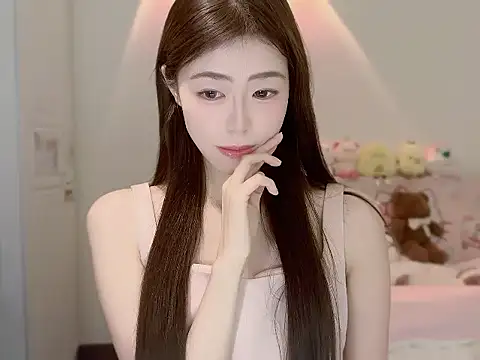 Onecutelittle online show from 10/27/25, 06:06