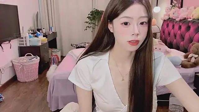Snapshot of Onecutelittle chatting on 05/16/26, 06:54 Onecutelittle online show from 05/16/26, 06:54