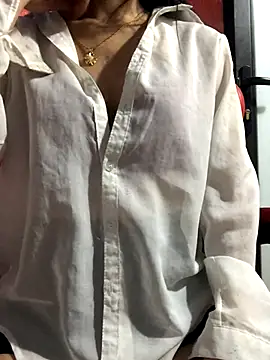 Kylie beem online show from 10/27/25, 01:42