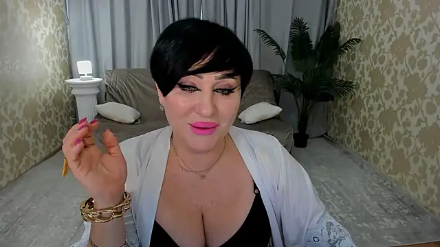 KiraTempt online show from 01/10/26, 11:34