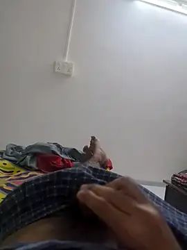 Snapshot of sugar_seeker chatting on 11/06/25, 05:03 sugar seeker online show from 11/06/25, 05:03