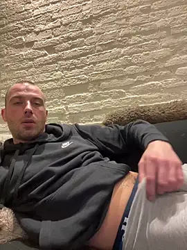 Rotteei1 online show from 02/06/26, 06:22