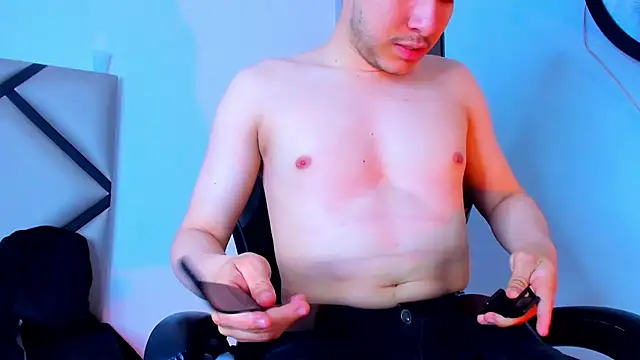 mike 257 online show from 11/07/25, 12:27