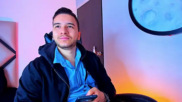 mike 257 online show from 11/28/25, 11:46