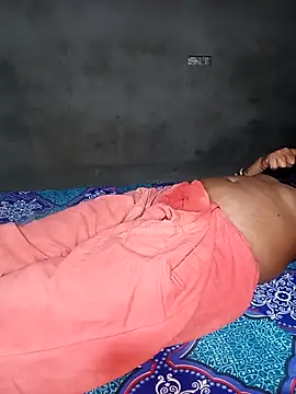 Hot cauple indian online show from 05/11/26, 04:15