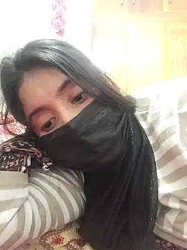 Hot Angle online show from 11/17/25, 03:40