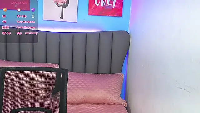 Aria Russo online show from 11/28/25, 03:47