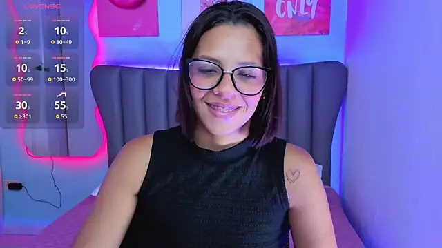 Snapshot of Aria_Russo chatting on 06/02/26, 02:52 Aria Russo online show from 06/02/26, 02:52