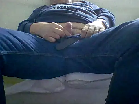 stefistefi8097 online show from 10/22/25, 06:18