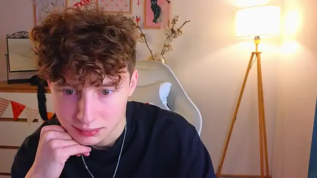 crisp1n online show from 11/11/25, 03:01