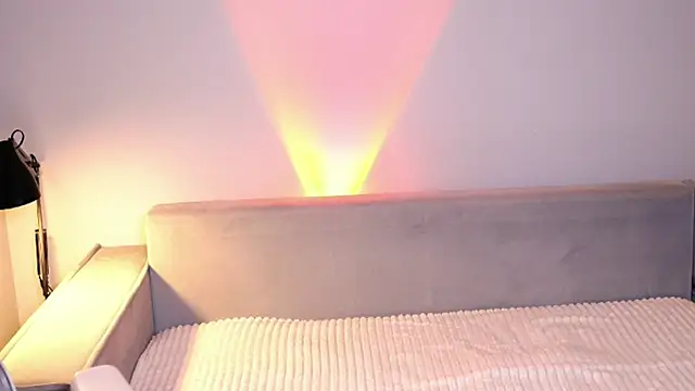 WhyEmmyCry online show from 02/15/26, 07:51