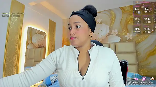 NahomiWalker  online show from 03/11/26, 07:53