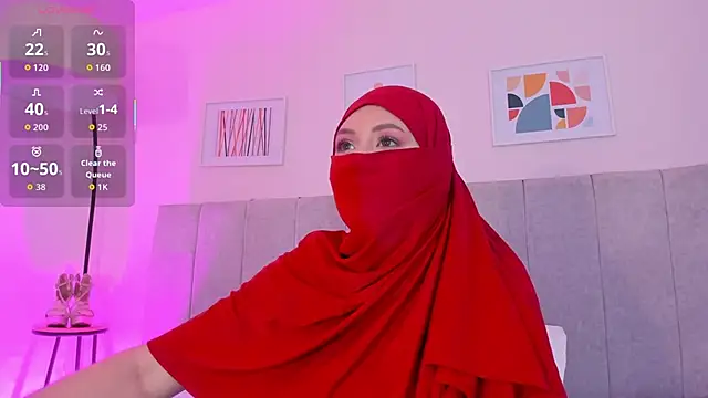 fatiima  online show from 11/25/25, 07:03