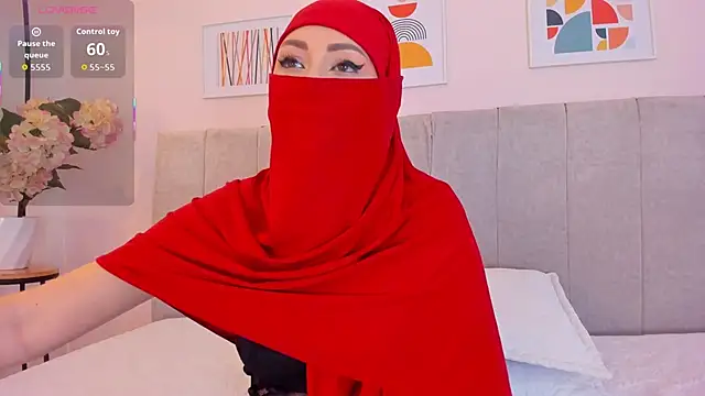 fatiima  online show from 12/17/25, 07:20