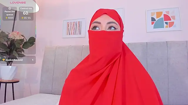 fatiima  online show from 02/16/26, 07:10