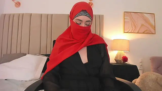 Snapshot of fatiima_ chatting on 07/05/26, 04:19 fatiima online show from 07/05/26, 04:19