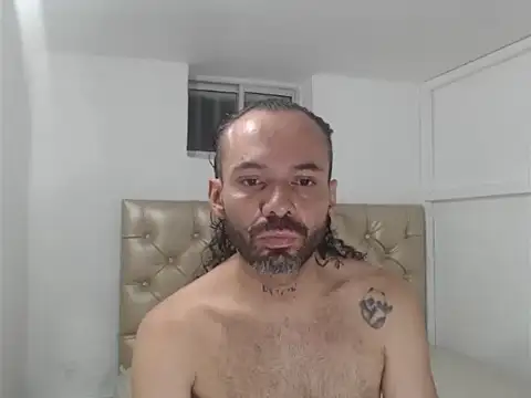 Snapshot of Frank_jeanpaul chatting on 12/02/25, 06:41 Frank jeanpaul online show from 12/02/25, 06:41