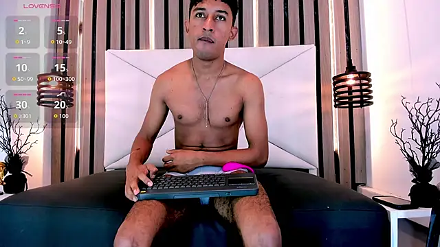 Natzuki 1 online show from 02/12/26, 12:00