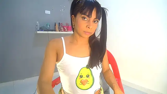 Snapshot of mia_chanel104 chatting on 07/02/26, 04:13 mia chanel104 online show from 07/02/26, 04:13