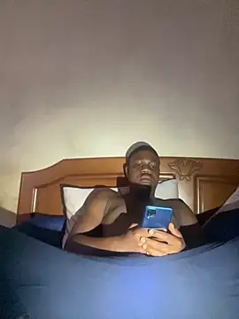 maloya267 online show from 10/23/25, 08:02