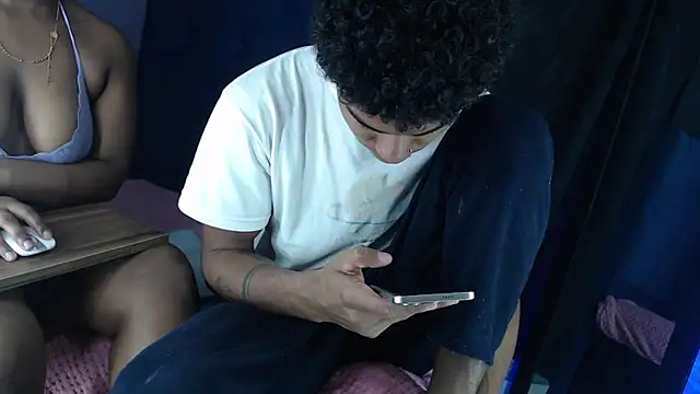 Snapshot of Pasion_morena chatting on 11/28/25, 04:42 Pasion morena online show from 11/28/25, 04:42