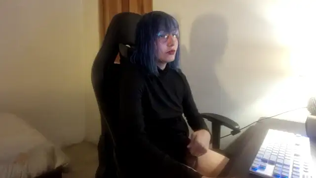 FuriSmut online show from 05/14/26, 01:23