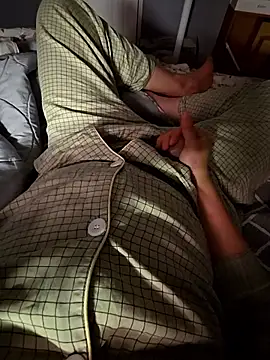 parkpark2 online show from 12/15/25, 02:10