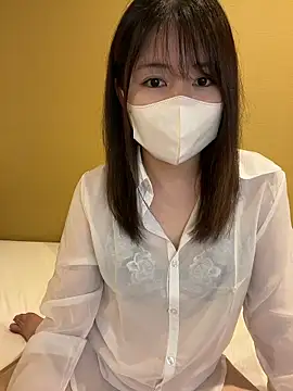 Snapshot of Rui_87 chatting on 06/15/26, 11:12 Rui 87 online show from 06/15/26, 11:12