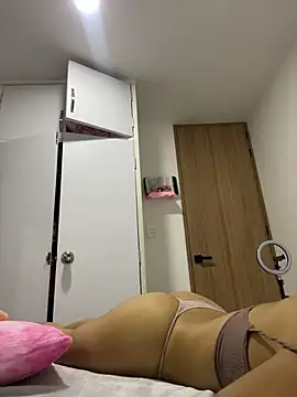 Snapshot of violeta365 chatting on 11/09/25, 11:36 violeta365 online show from 11/09/25, 11:36