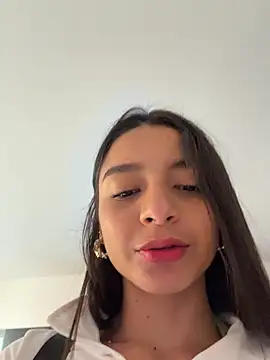 Snapshot of violeta365 chatting on 12/04/25, 01:31 violeta365 online show from 12/04/25, 01:31