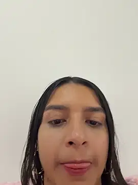 Snapshot of violeta365 chatting on 12/15/25, 03:49 violeta365 online show from 12/15/25, 03:49