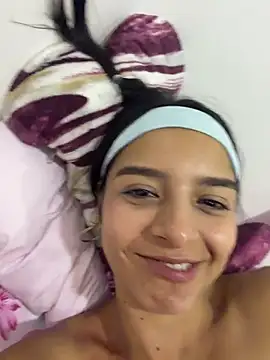 Snapshot of violeta365 chatting on 07/05/26, 07:43 violeta365 online show from 07/05/26, 07:43