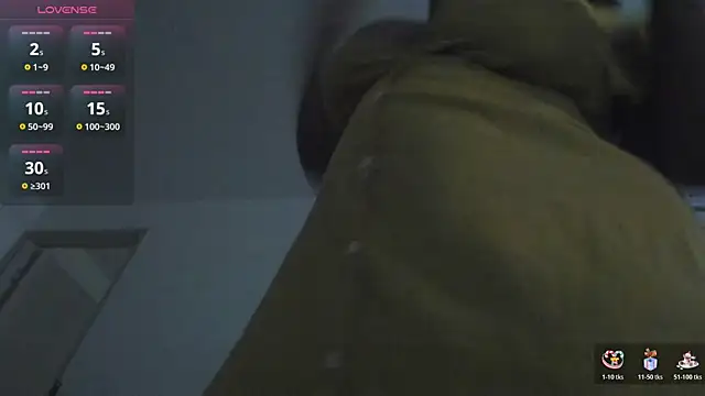 NxyChloe online show from 03/25/26, 11:00