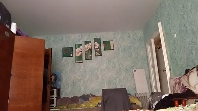 Nessa Vessa online show from 10/20/25, 12:38