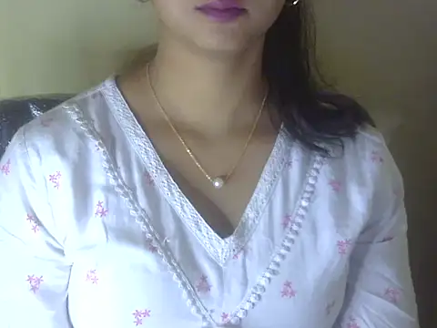 shimz  online show from 11/30/25, 06:06