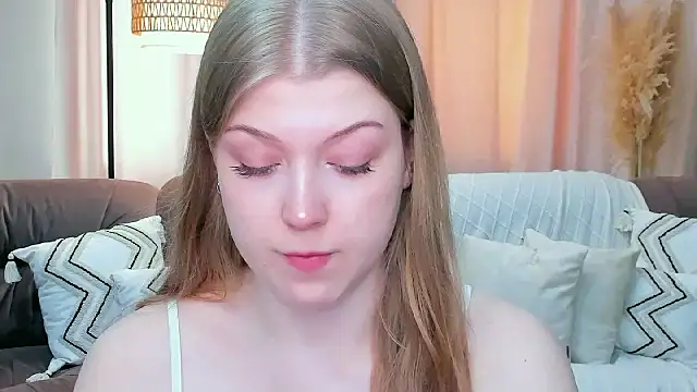 Stella Light online show from 04/16/26, 11:00