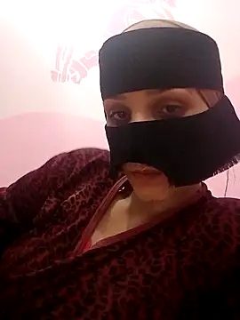 SandyAmr online show from 04/03/26, 02:04