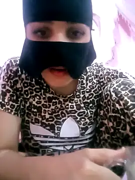 SandyAmr online show from 04/14/26, 09:59