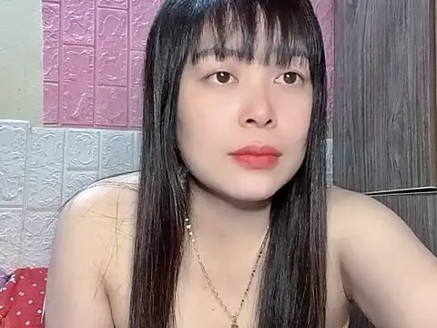 Butterfly kee online show from 12/15/25, 02:21