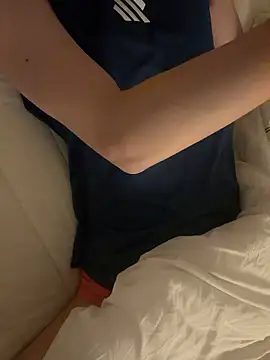 jihoooon 00 online show from 10/29/25, 03:47