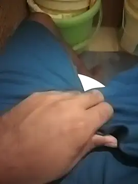 Snapshot of HeatableRevan chatting on 02/24/26, 05:22 HeatableRevan online show from 02/24/26, 05:22